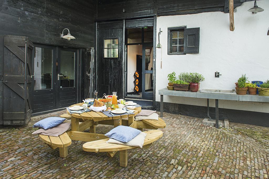 Buiten Ontbijt bij De HEEREN van TUIL