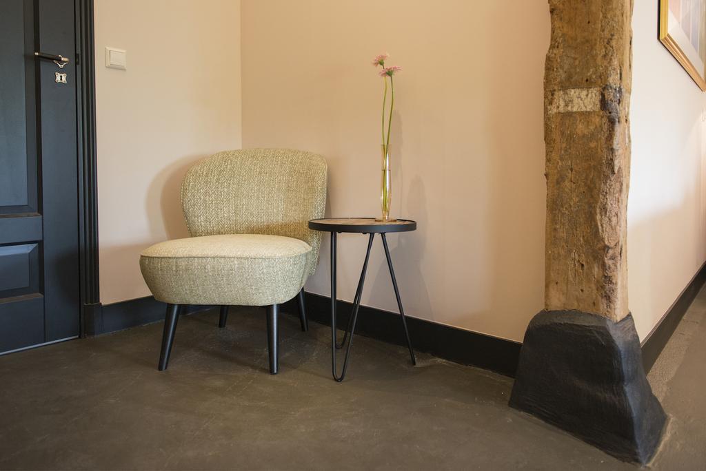 Kamer 1 van B&B De HEEREN van TUIL zitje